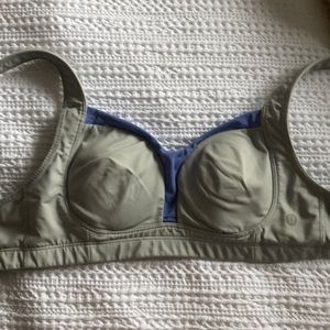 Lululemon tatatamer 34c worn twice